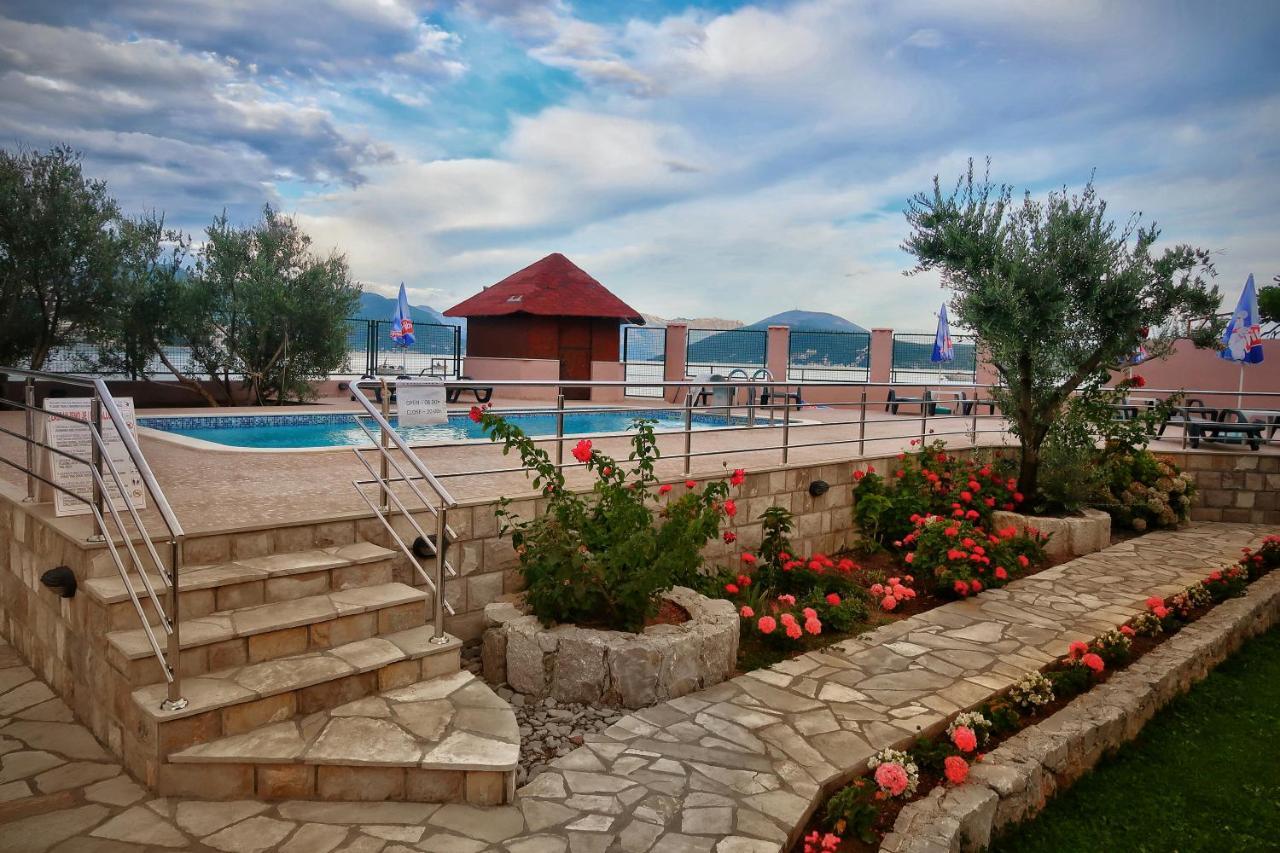 Apartments Maxi Katic Herceg Novi Kültér fotó