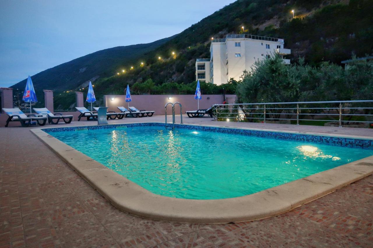 Apartments Maxi Katic Herceg Novi Kültér fotó