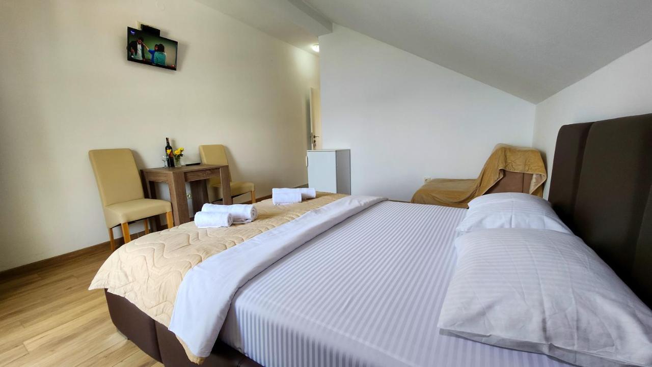 Apartments Maxi Katic Herceg Novi Kültér fotó