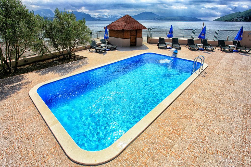 Apartments Maxi Katic Herceg Novi Kültér fotó